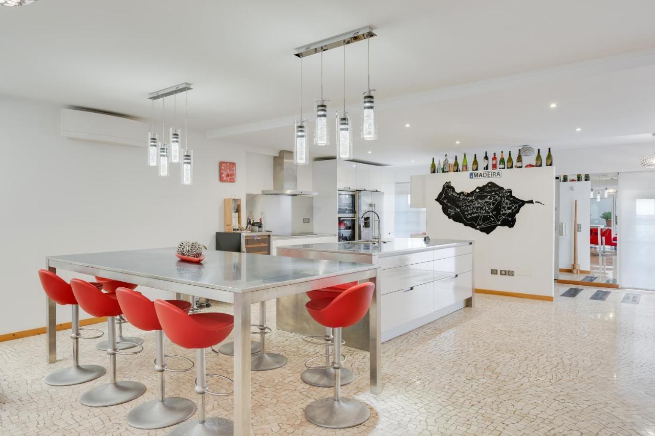 Casa Clarisse By Hr Madeira Villa ฟุงชาล ภายนอก รูปภาพ