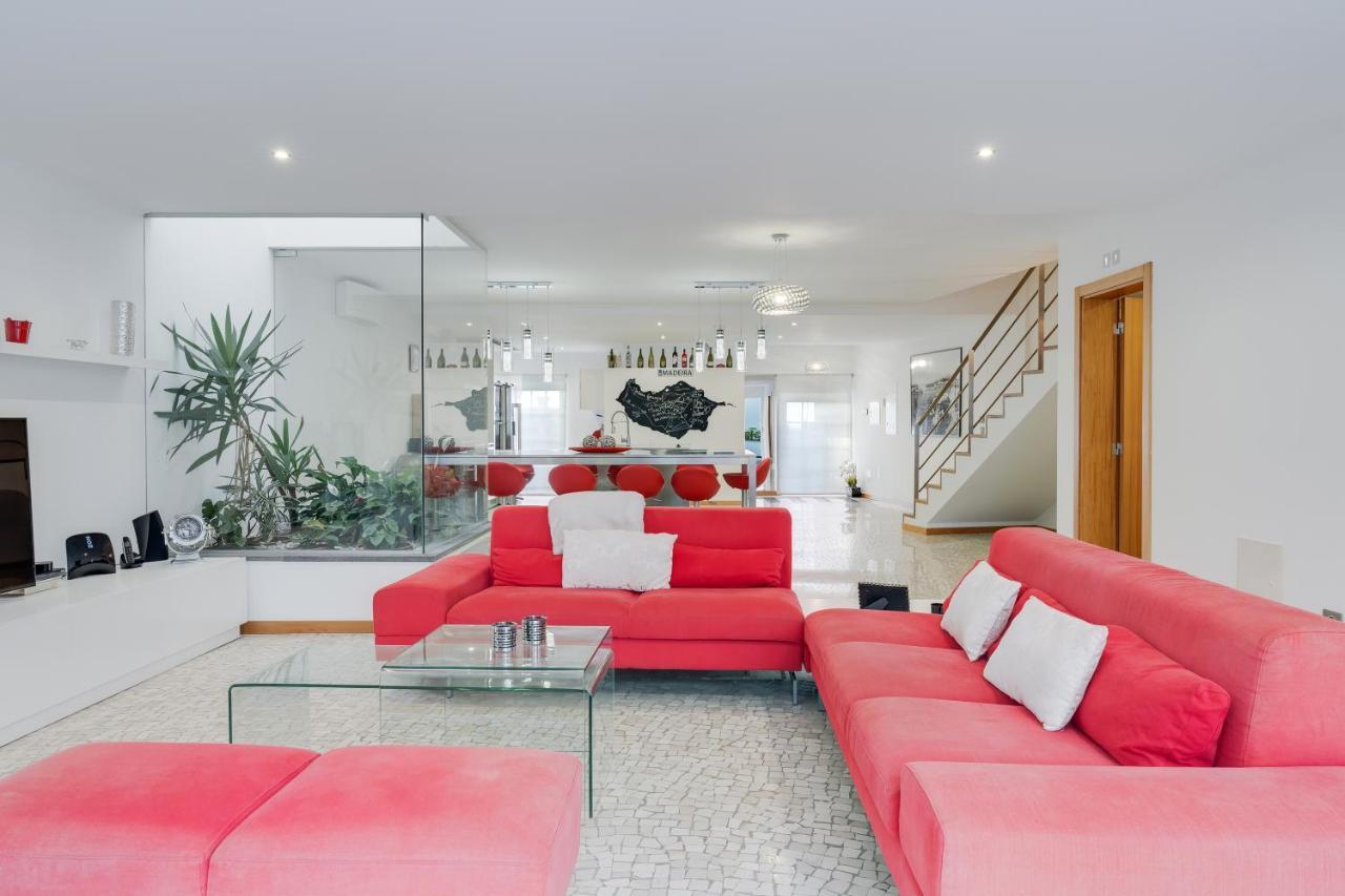 Casa Clarisse By Hr Madeira Villa ฟุงชาล ภายนอก รูปภาพ
